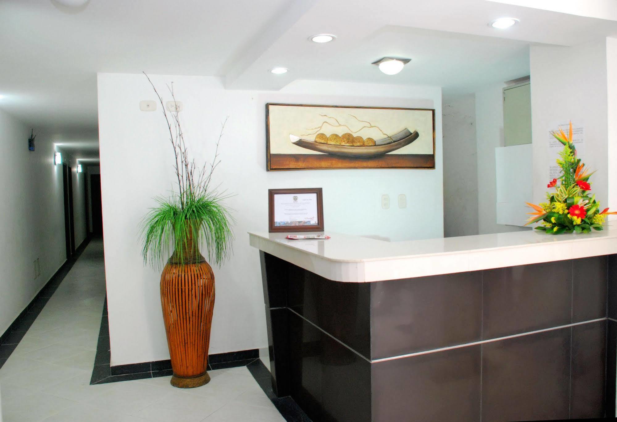 Hotel Marovi Santa Marta  Buitenkant foto