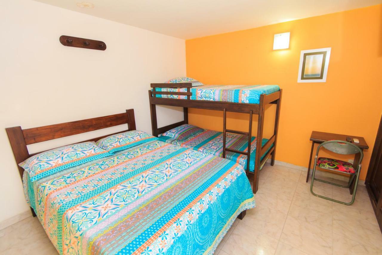 Hotel Marovi Santa Marta  Buitenkant foto