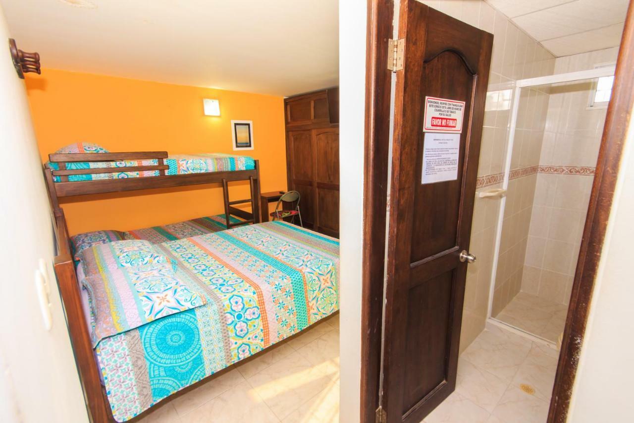 Hotel Marovi Santa Marta  Buitenkant foto