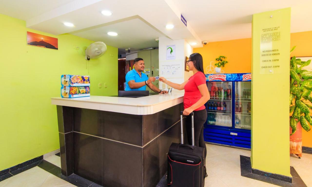 Hotel Marovi Santa Marta  Buitenkant foto