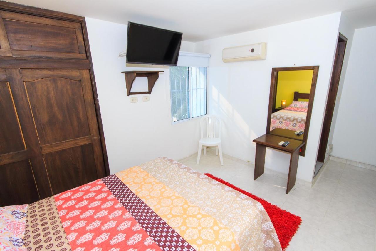 Hotel Marovi Santa Marta  Buitenkant foto